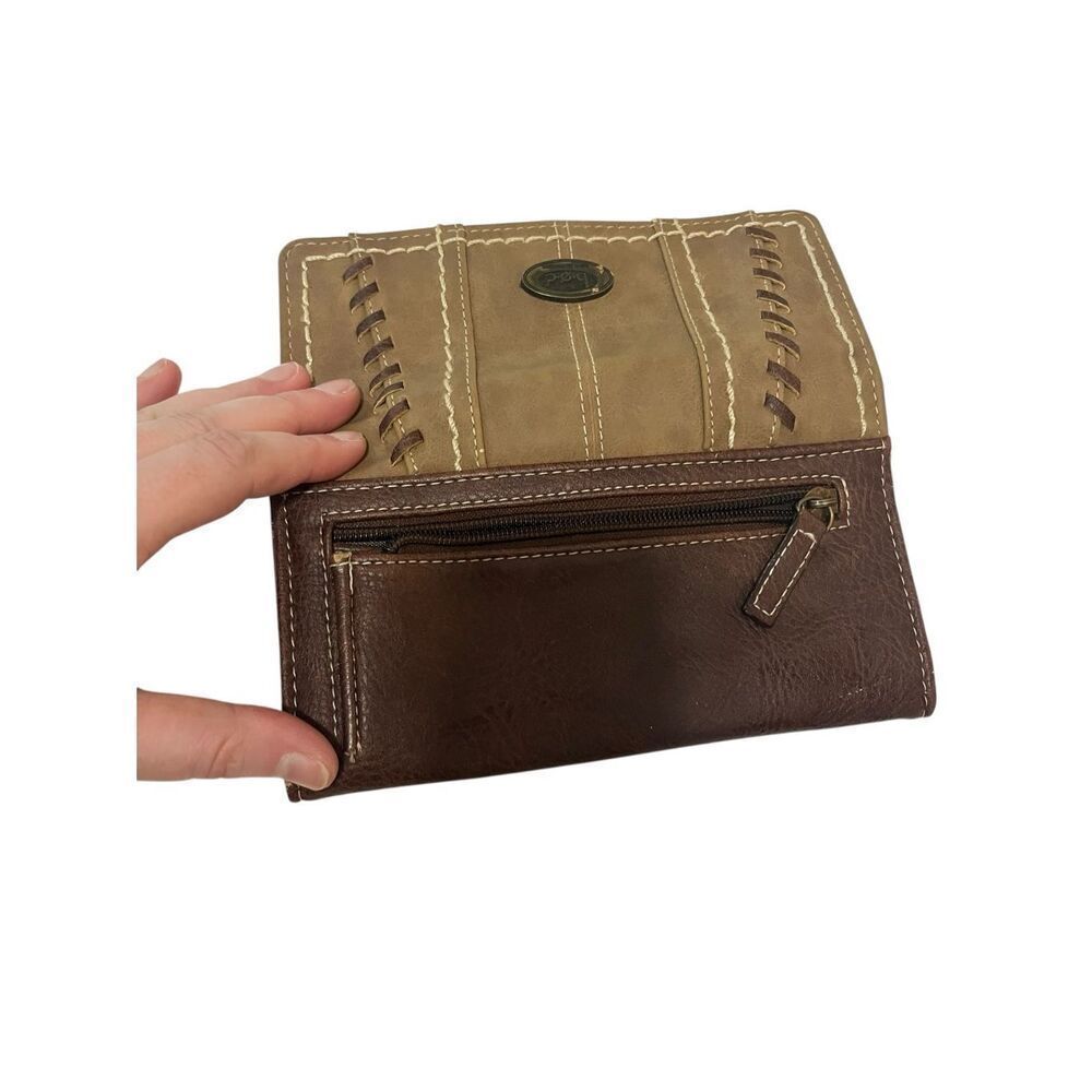 Born Concept Brown Wallet Good Condition - Picture 7 of 10